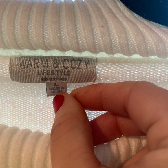 Too - Picture 4 of 4